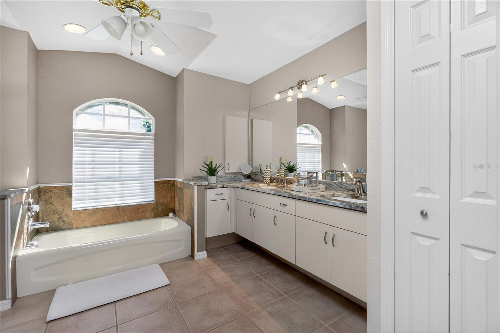 PUNTA GORDA ISLES SEC 14 - Residential