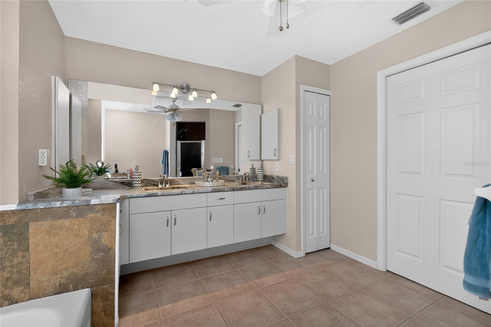 PUNTA GORDA ISLES SEC 14 - Residential