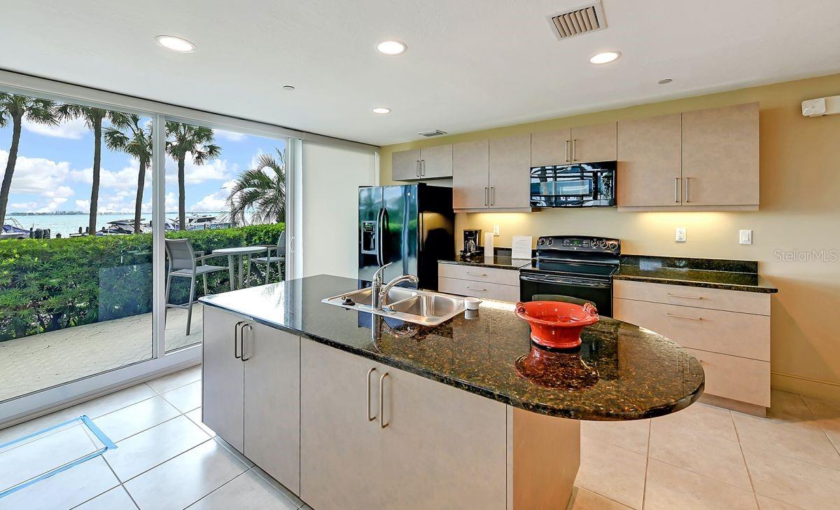 CONDO ON THE BAY TOWER II - Residential Lease