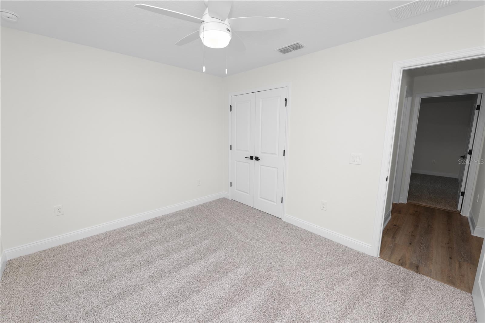 AZALEA PARK - Residential