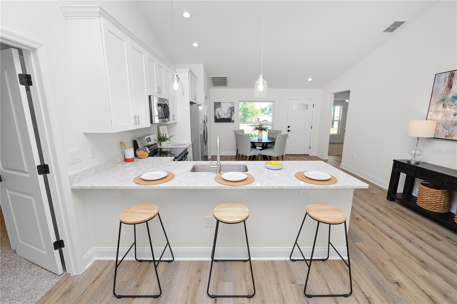 AZALEA PARK - Residential