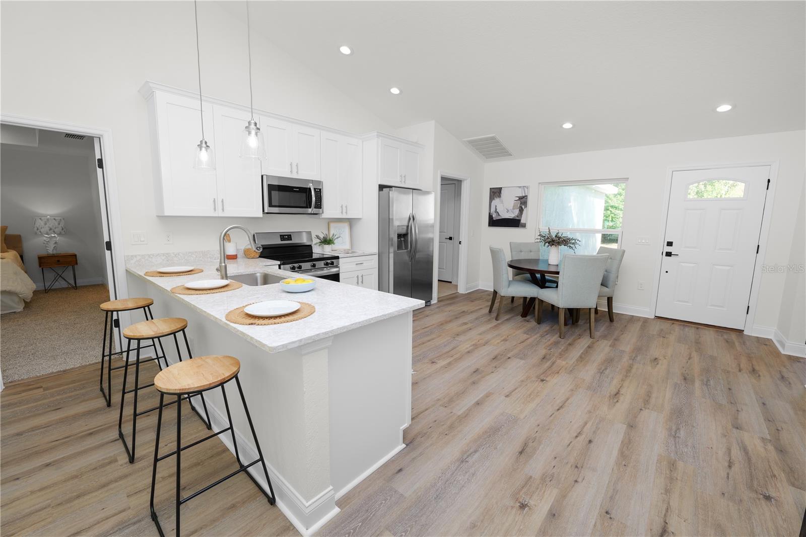 AZALEA PARK - Residential