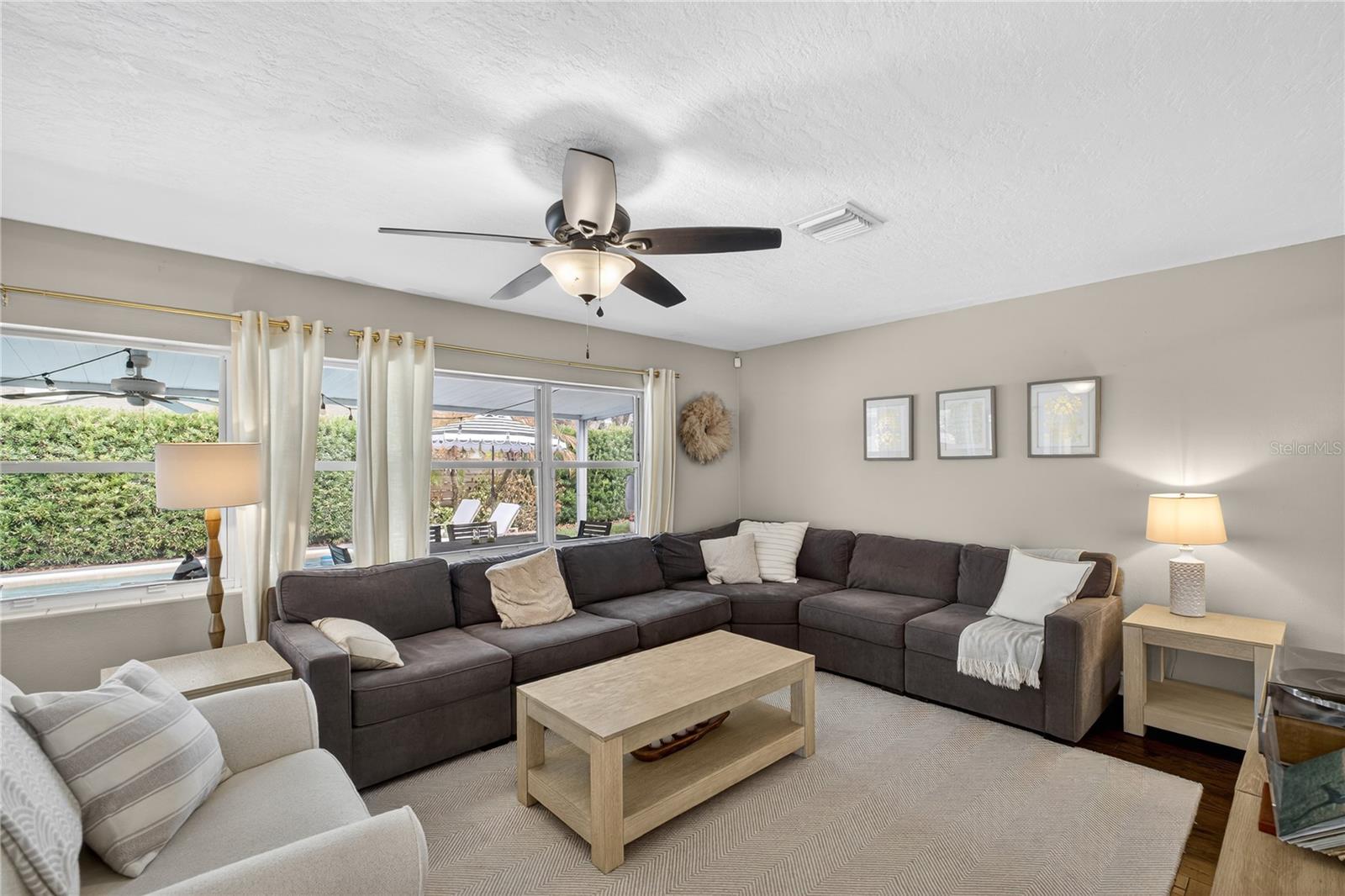 DOMMERICH ESTATES 1ST ADD - Residential