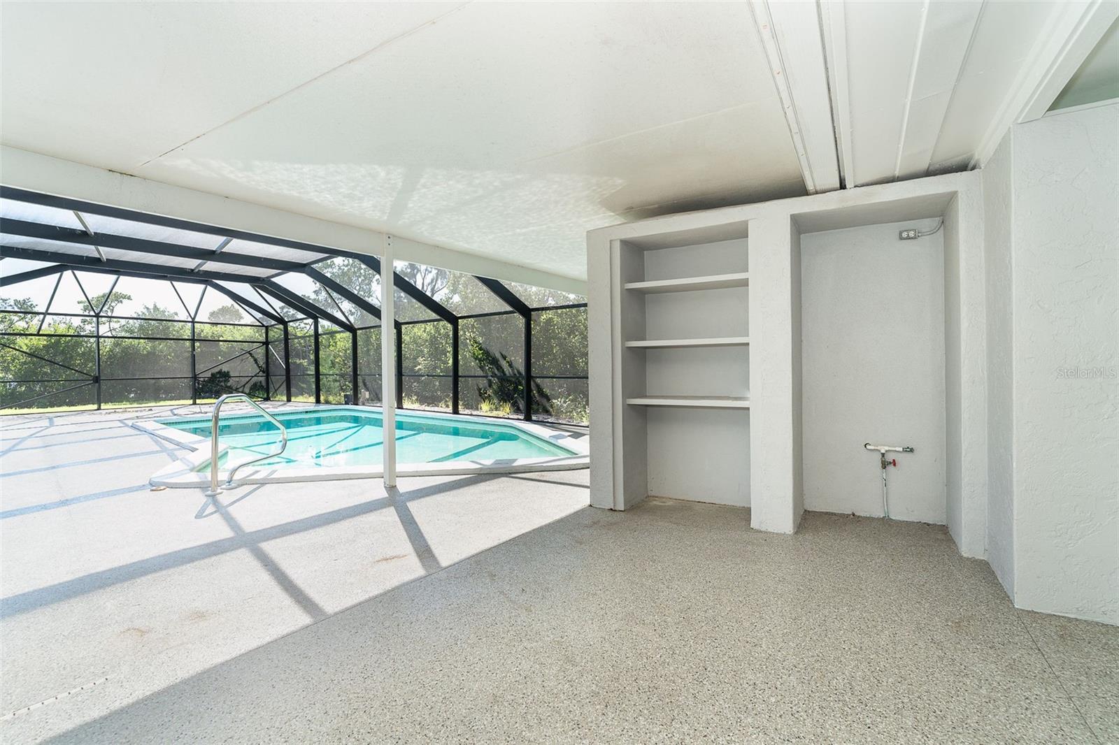 RIVERSIDE PARK - Residential