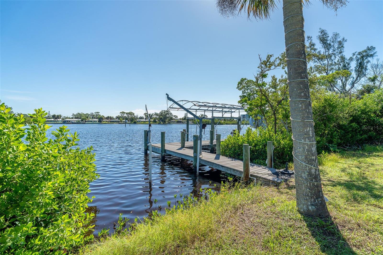 RIVERSIDE PARK - Residential