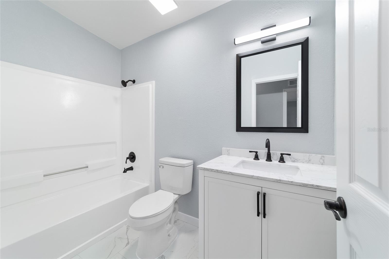 LAKE TROPICANA RANCHETTES - Residential