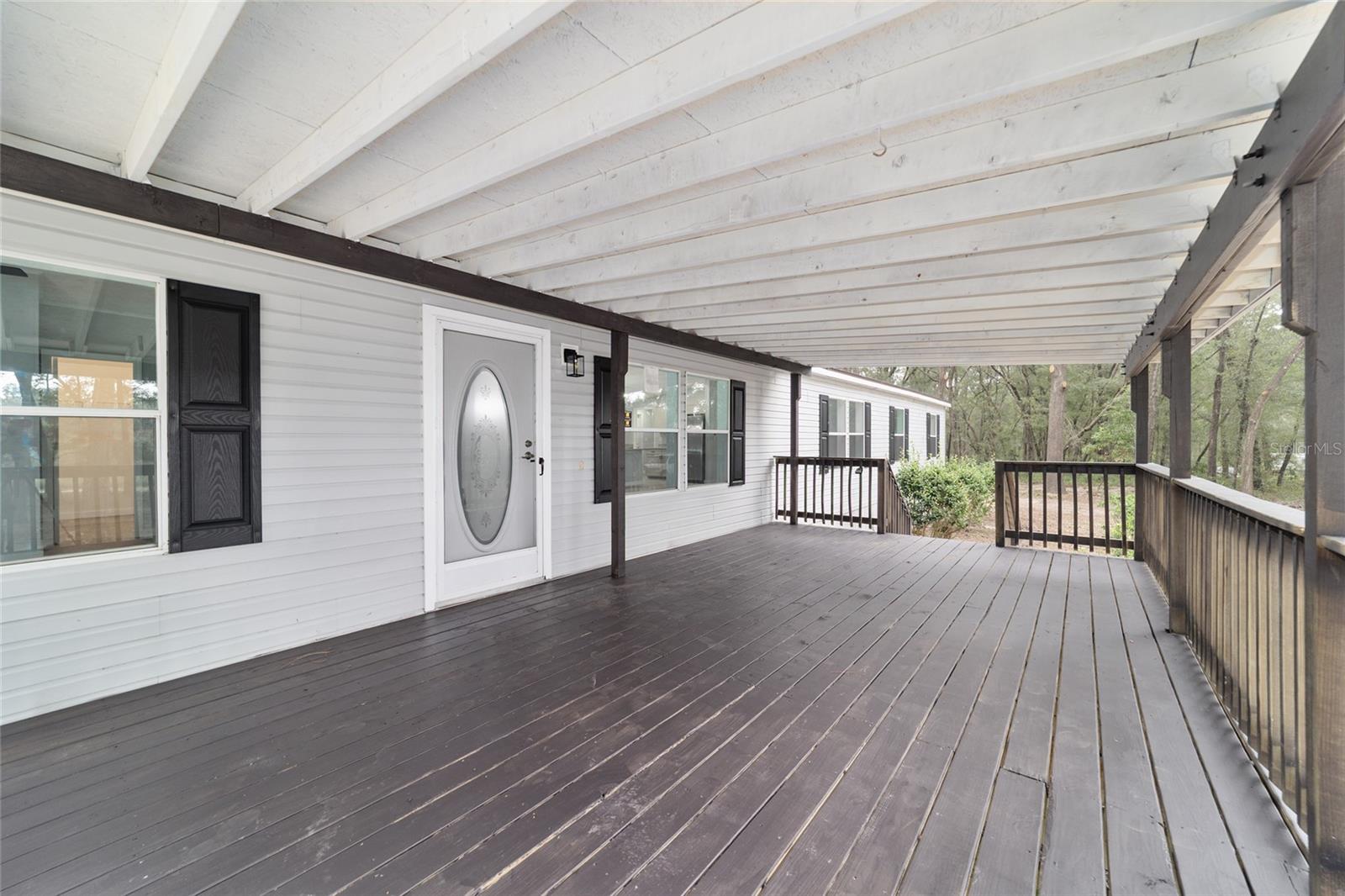 LAKE TROPICANA RANCHETTES - Residential