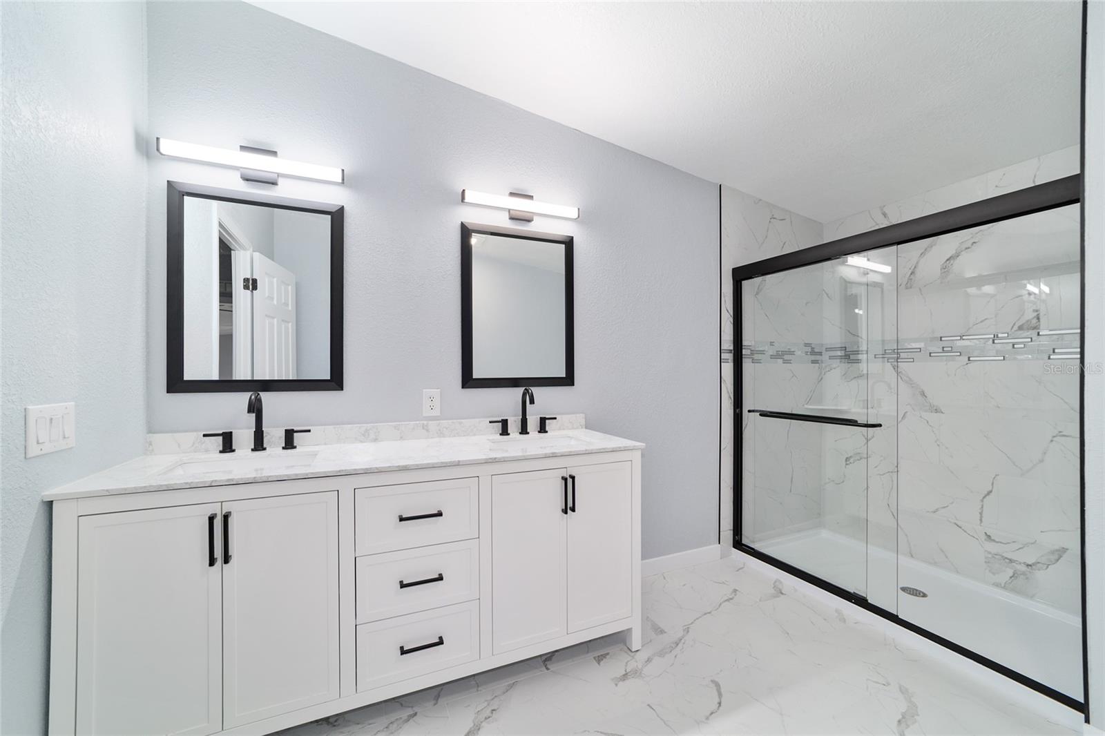 LAKE TROPICANA RANCHETTES - Residential