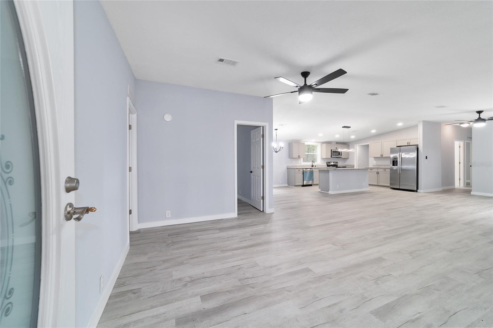 LAKE TROPICANA RANCHETTES - Residential