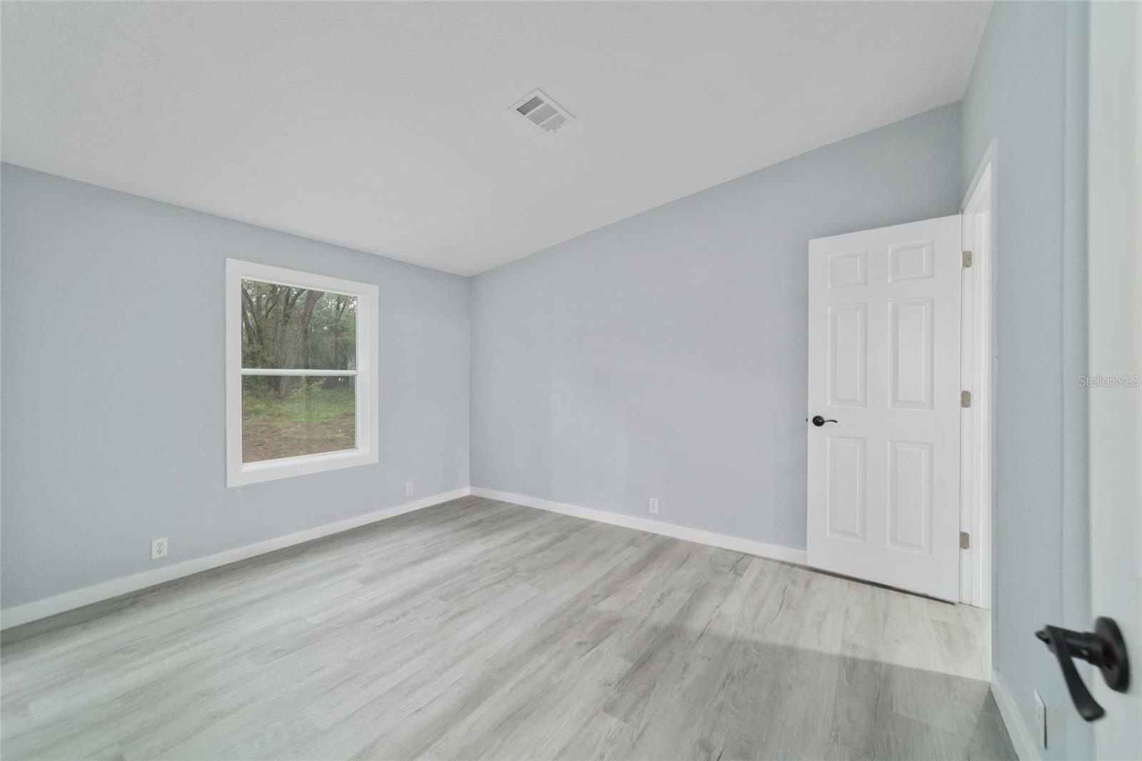 LAKE TROPICANA RANCHETTES - Residential