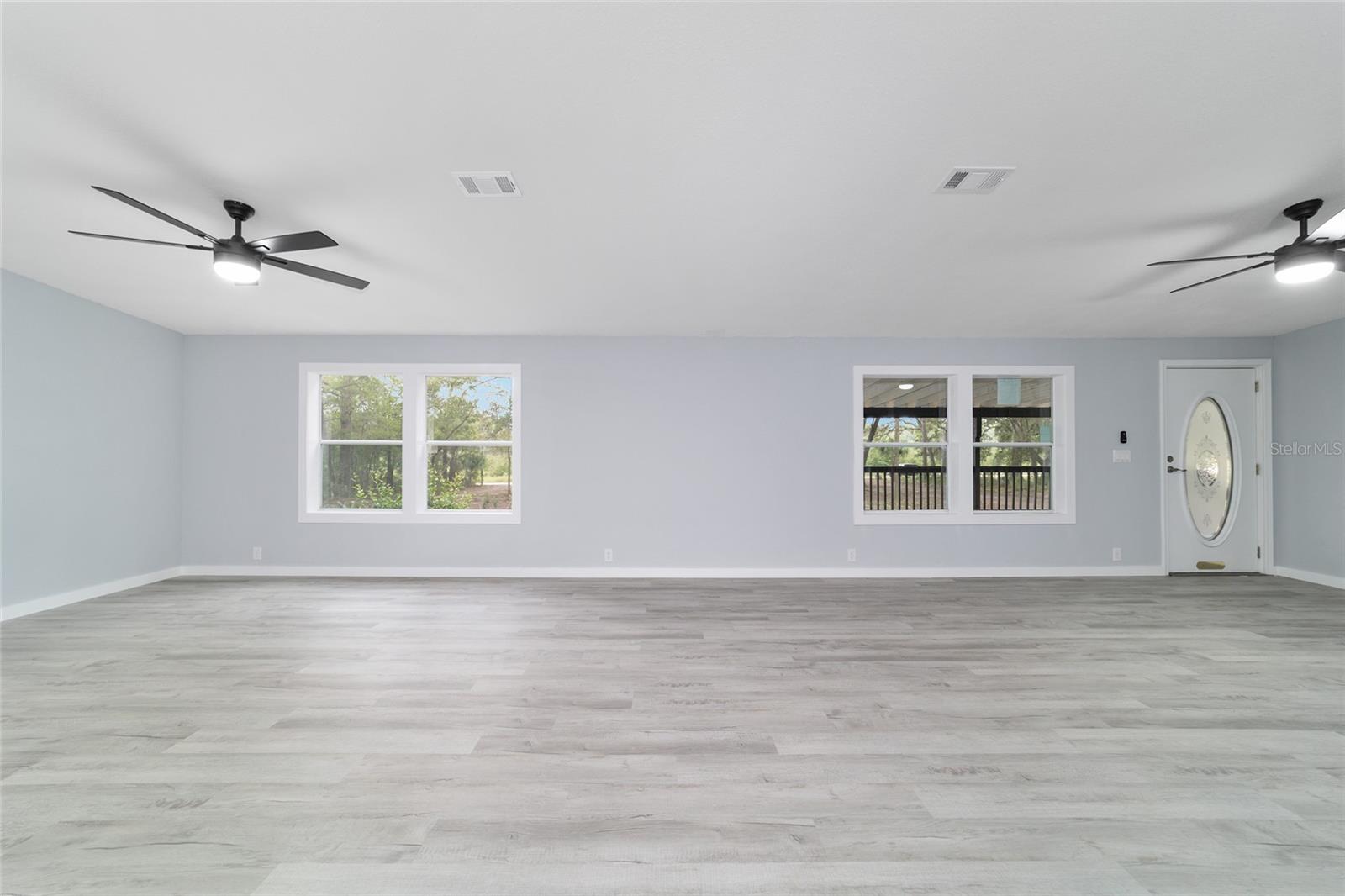 LAKE TROPICANA RANCHETTES - Residential