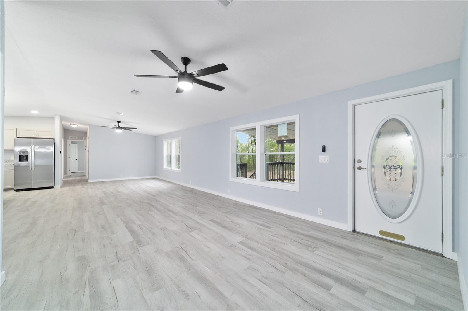 LAKE TROPICANA RANCHETTES - Residential