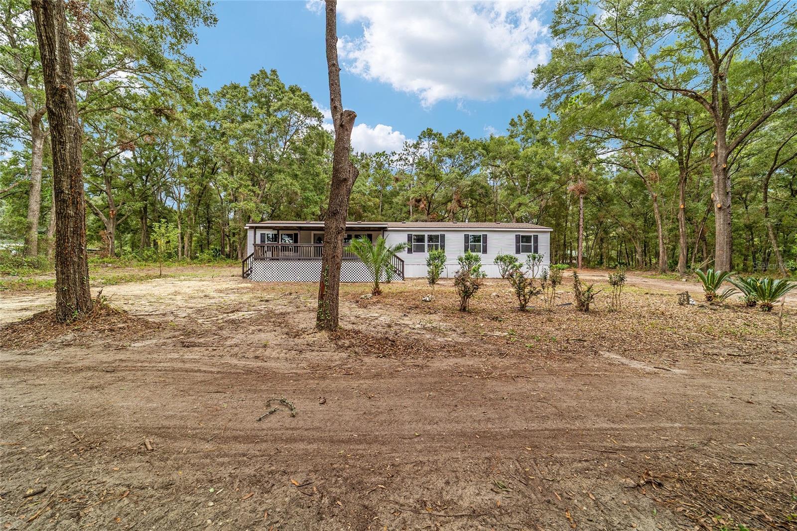 LAKE TROPICANA RANCHETTES - Residential