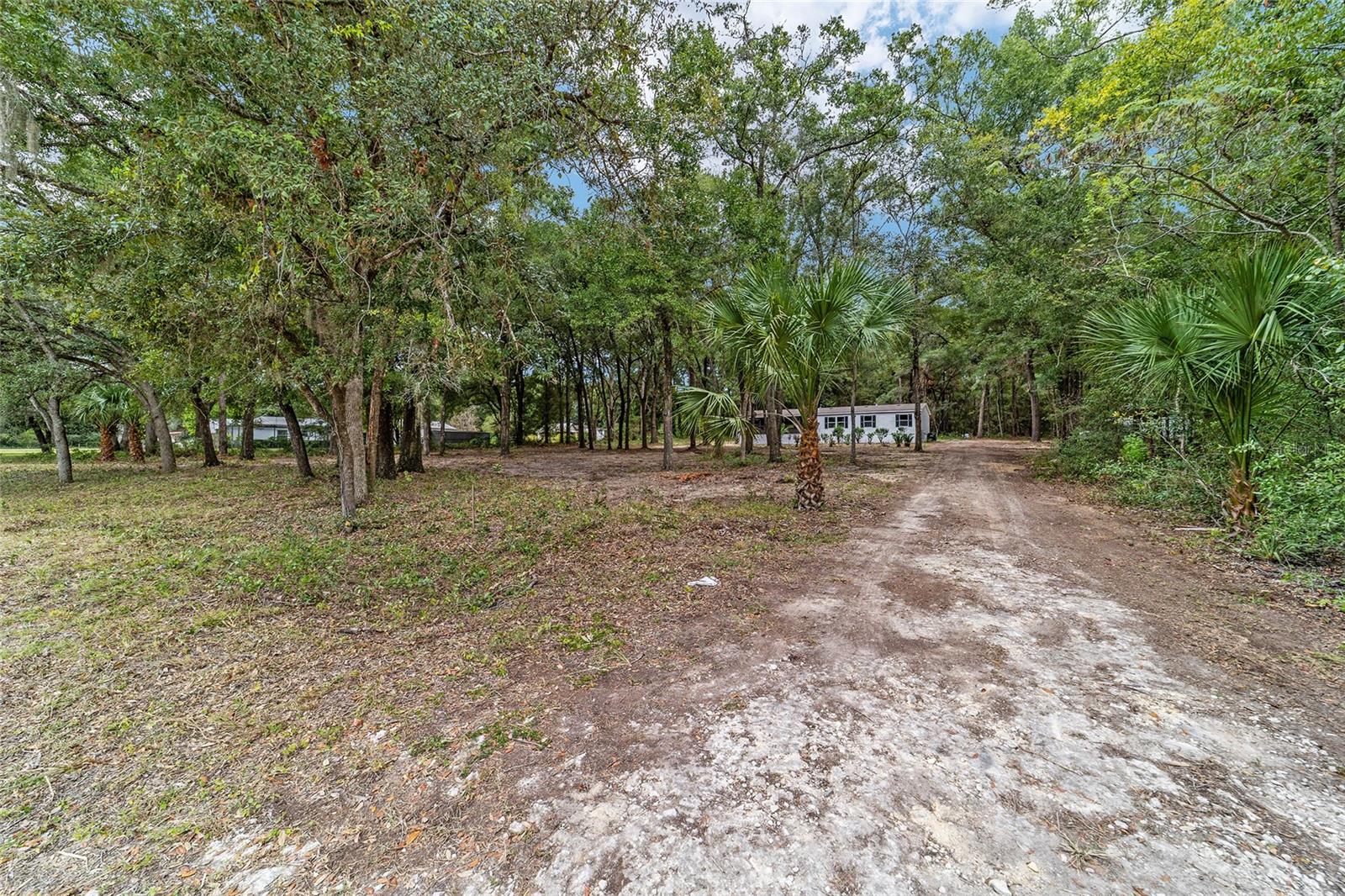 LAKE TROPICANA RANCHETTES - Residential