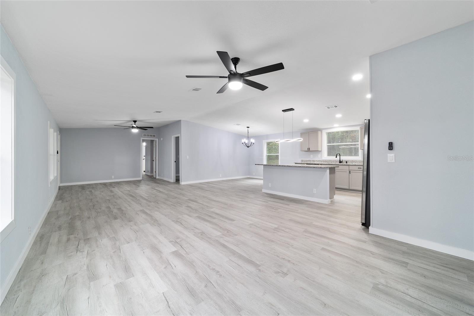LAKE TROPICANA RANCHETTES - Residential