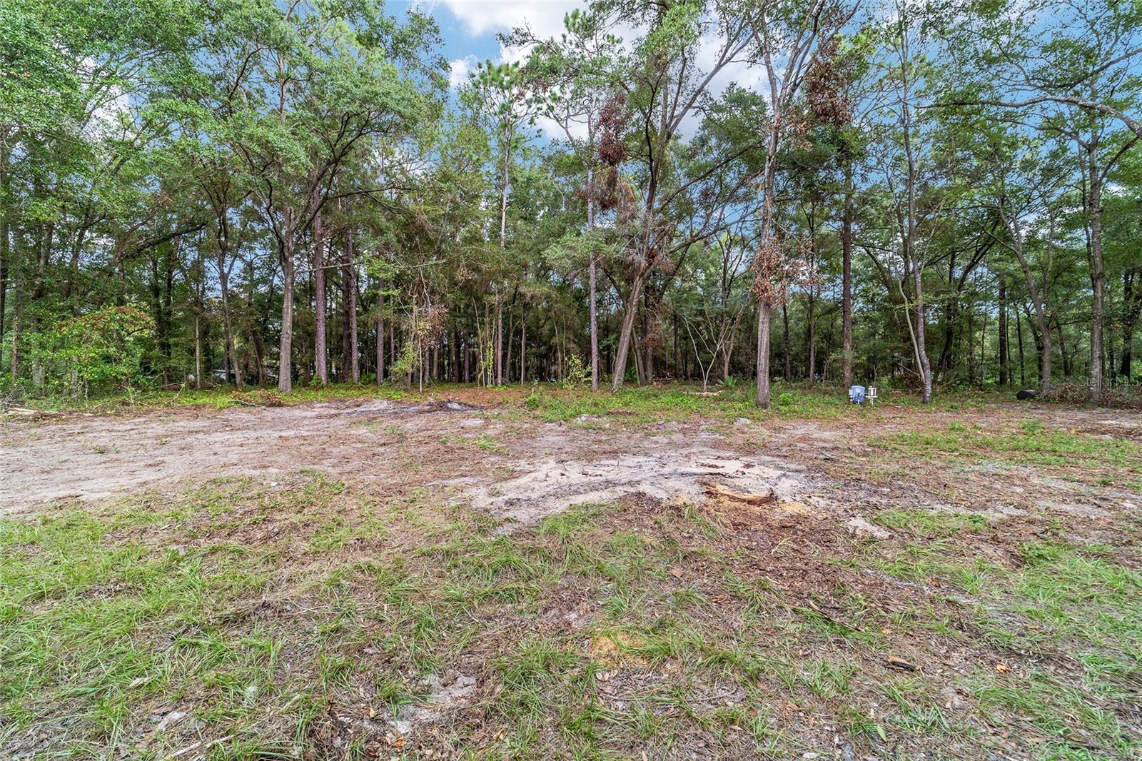 LAKE TROPICANA RANCHETTES - Residential