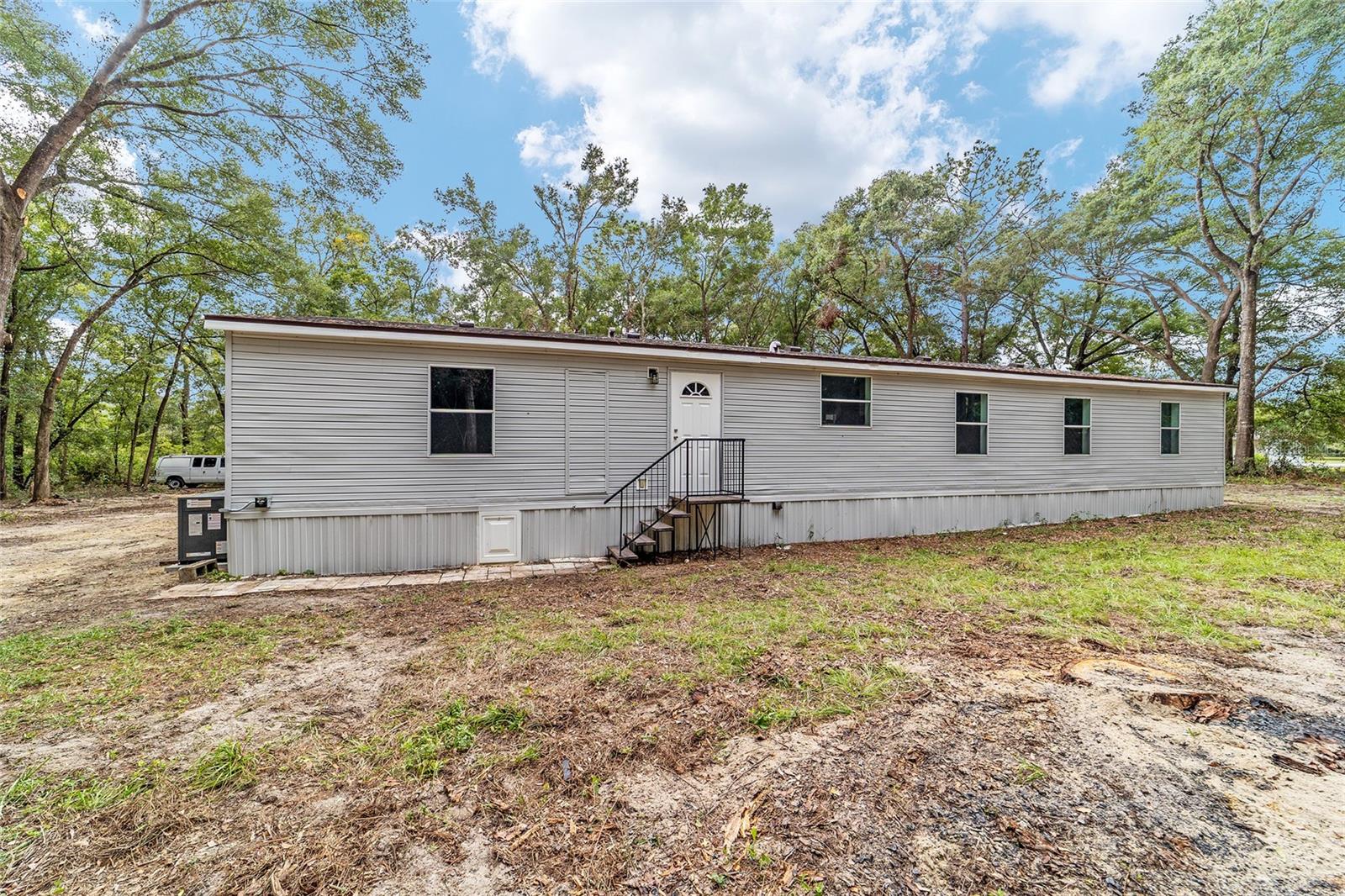 LAKE TROPICANA RANCHETTES - Residential
