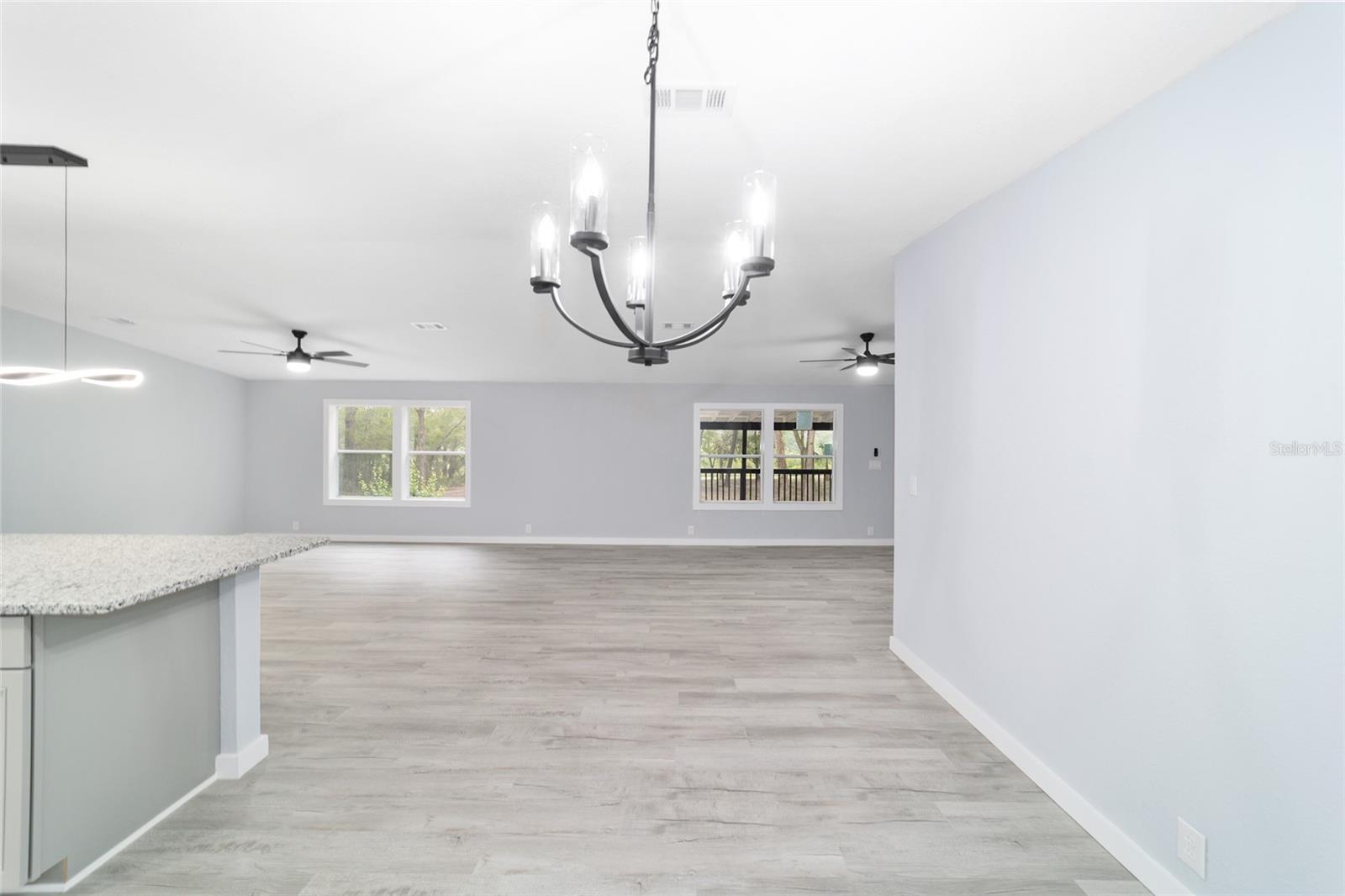 LAKE TROPICANA RANCHETTES - Residential