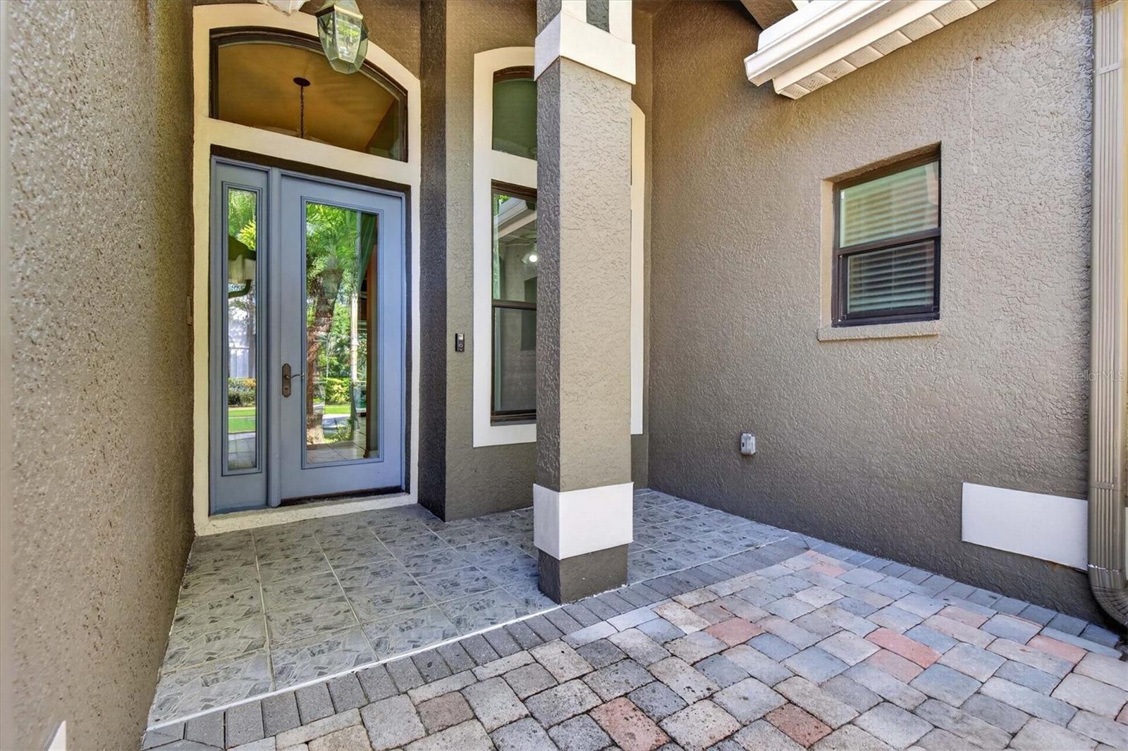 1809 LONGVIEW LANE