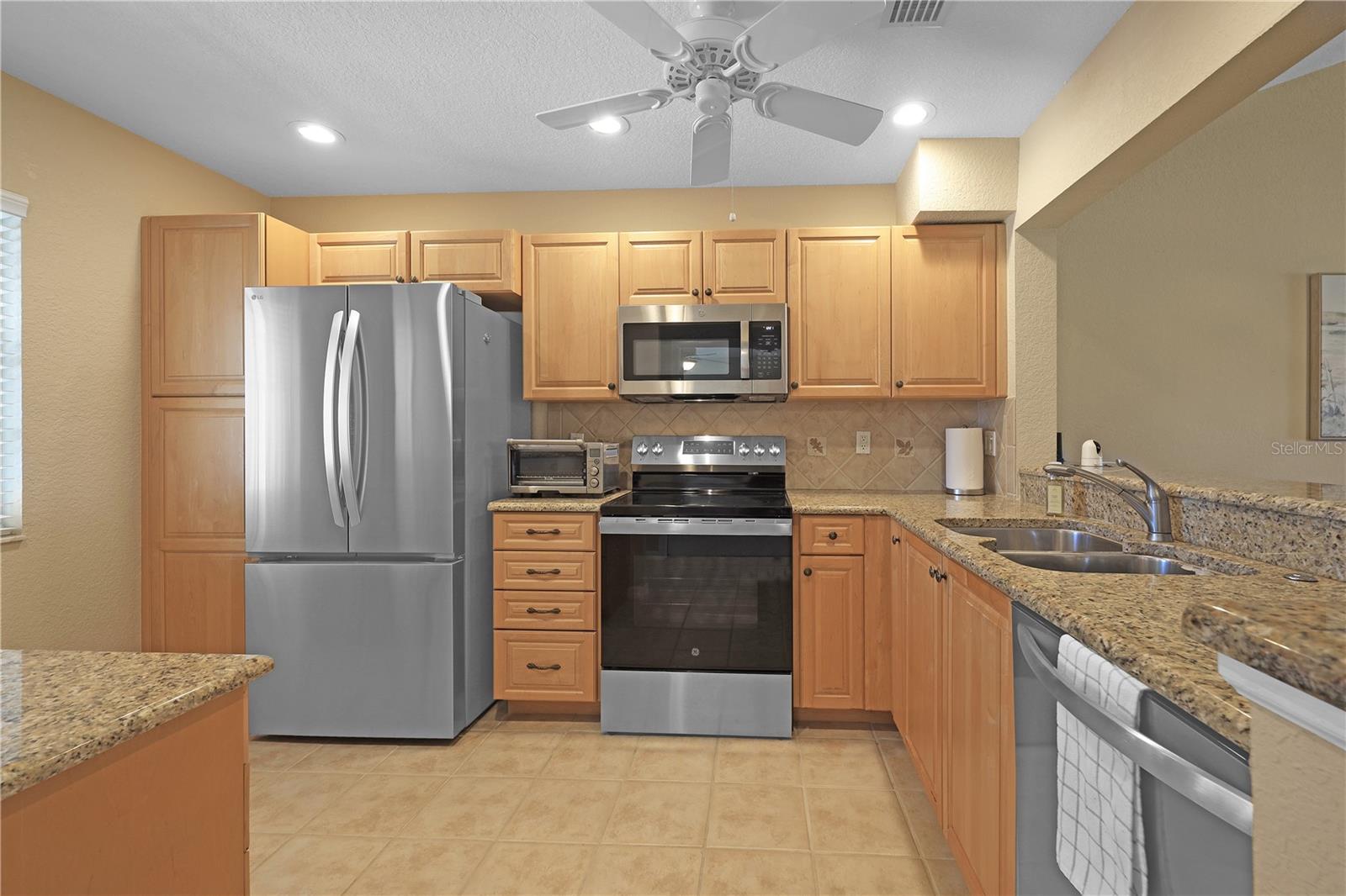 FAIRWAY PINES PH 01 - Residential