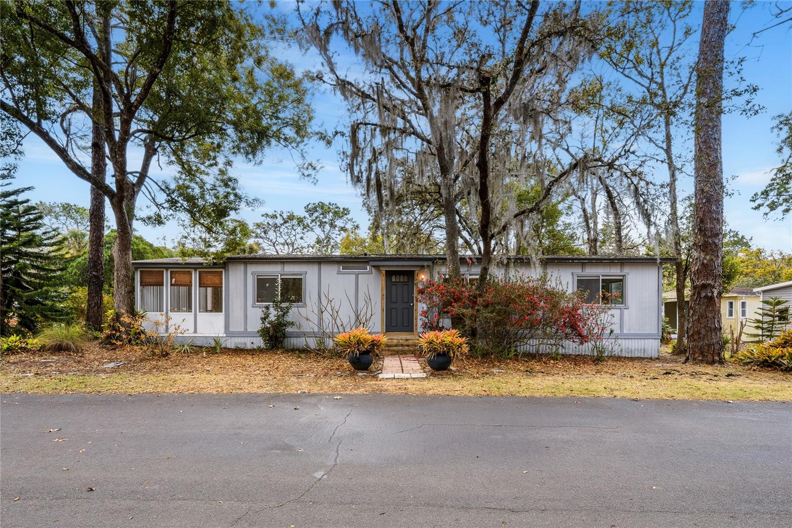 FOREST THE - Residential