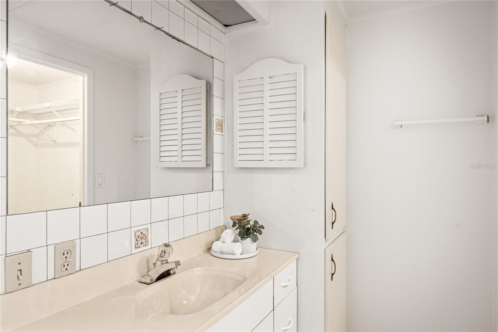 FOREST THE - Residential