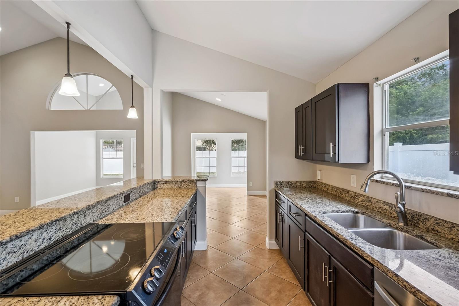 HIDDEN LAKE PH 3 UNIT 6 - Residential