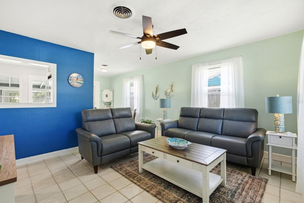 Photo of 322 Euclid Avenue, Daytona Beach, FL 32118 (MLS # V4946616)