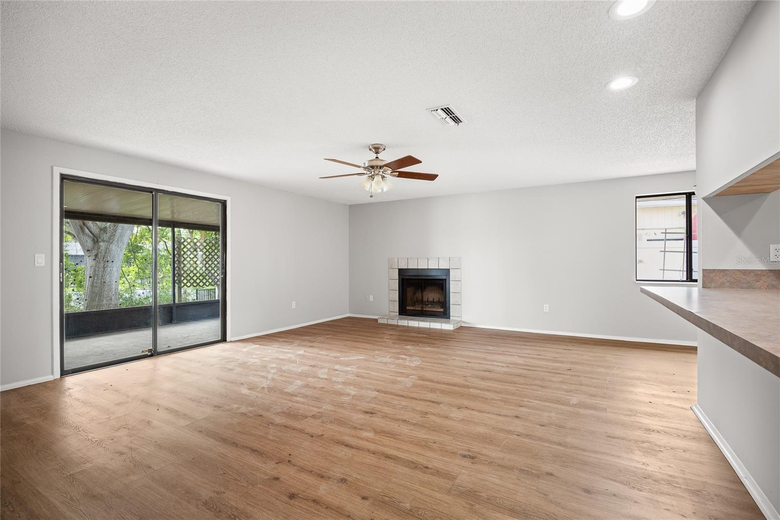 SHOREVIEW PH 2 - Residential