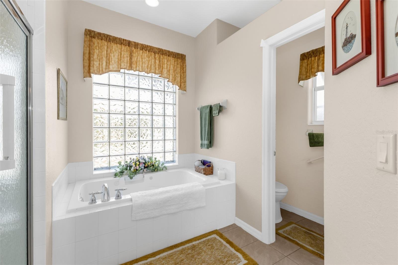 KINGS GATE SUB PH 6 - Residential