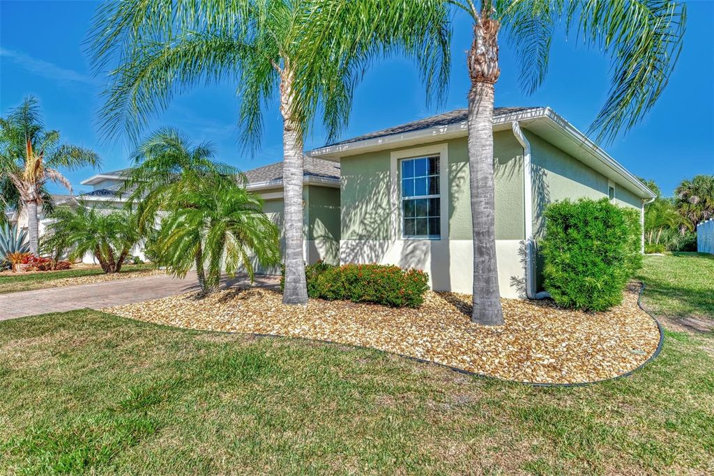 Venice Florida Homes for Sale 400k to 500k 44 Photo of 5249 Canyonland Way, Venice, FL 34293 (MLS # A4665574)
