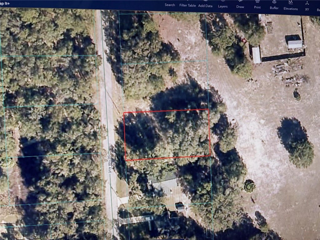 Photo of 6181 SE 168th Avenue, Ocklawaha, FL 32179 (MLS # OM730024)