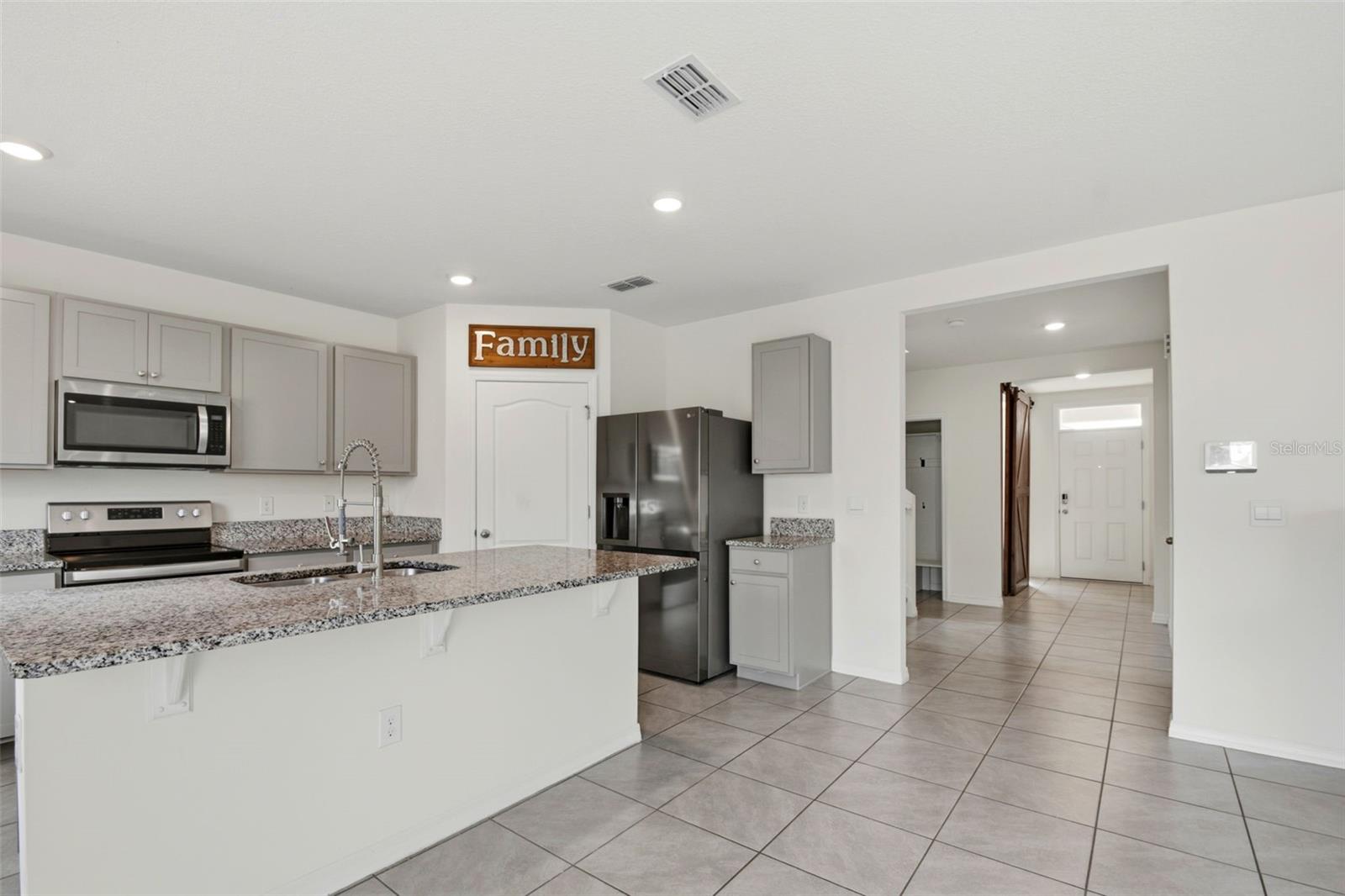 BRIDLE PATH - Residential