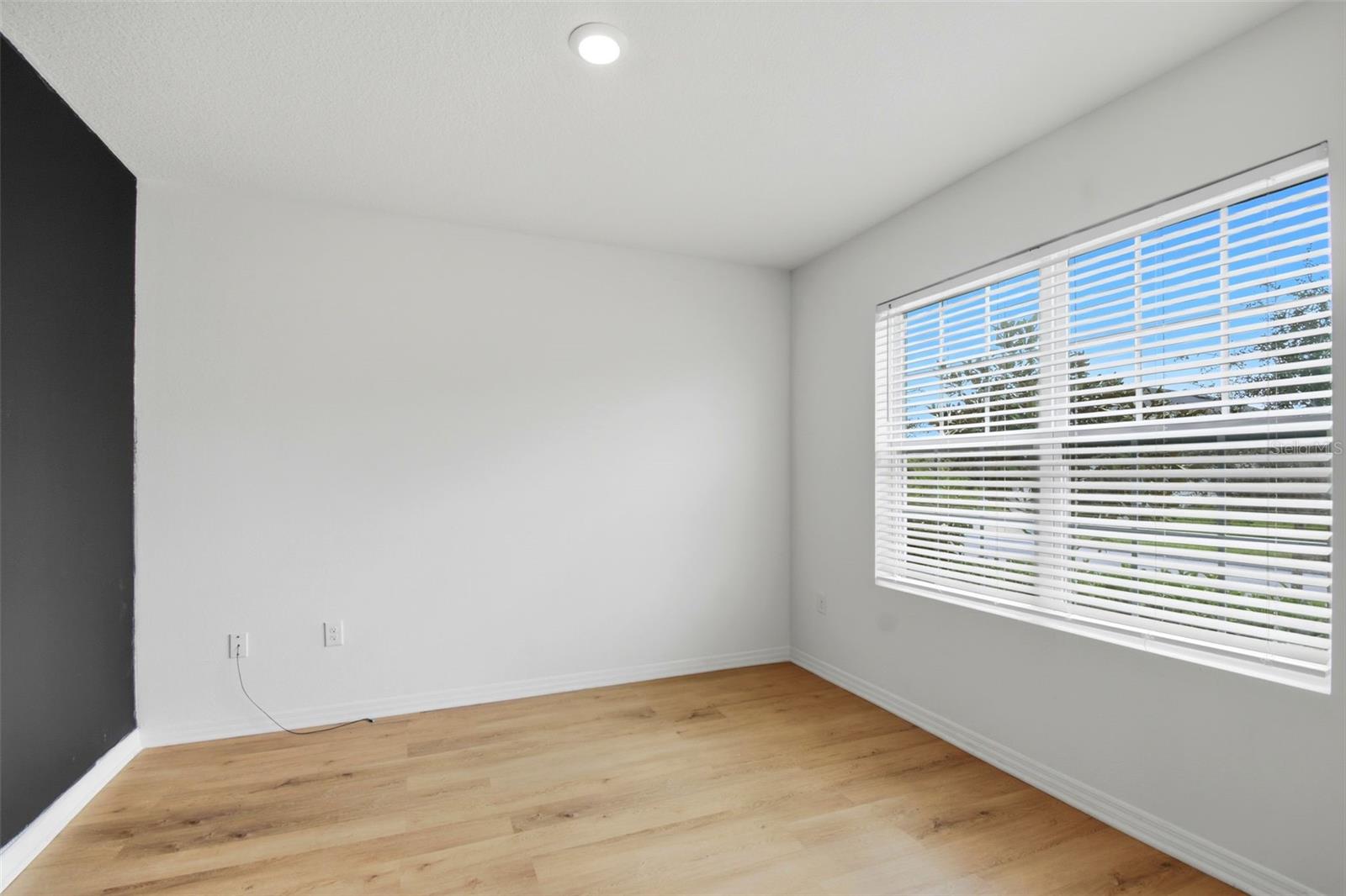 5592 GALLOPING DRIVE