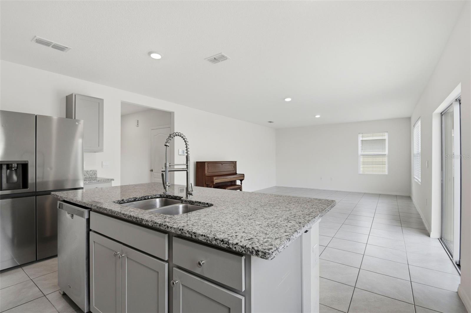 BRIDLE PATH - Residential