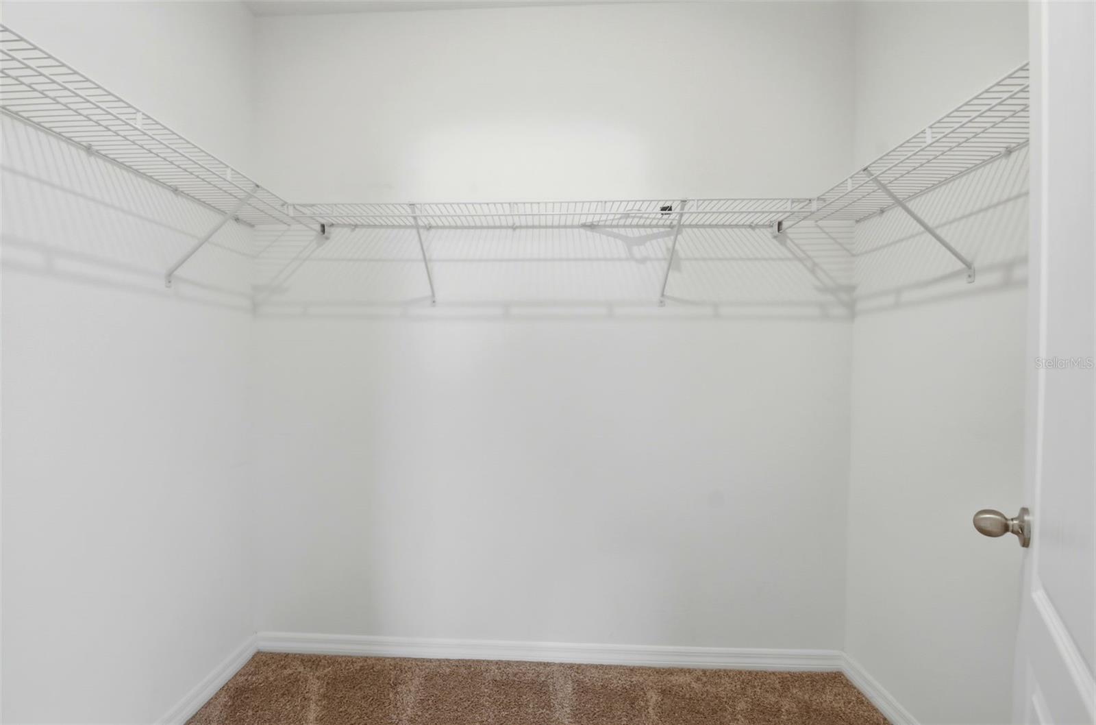 BRIDLE PATH - Residential