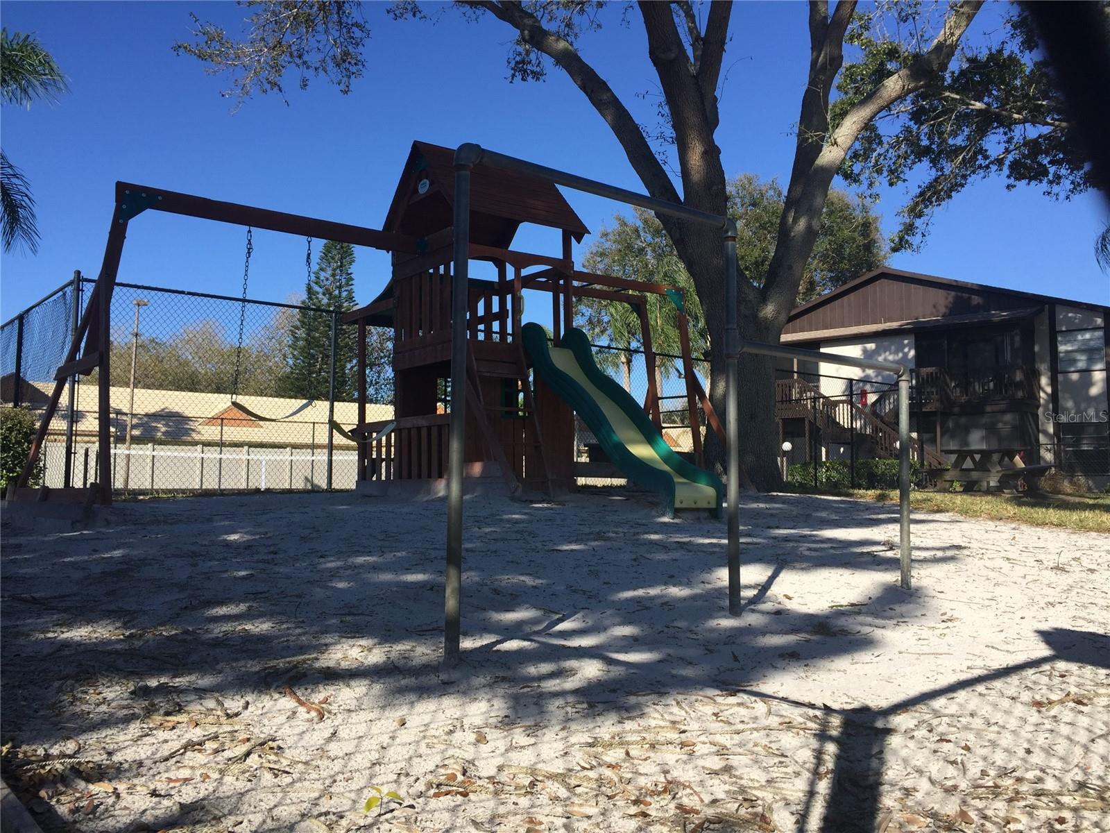 MIRROR LAKE SEC 3 - Residential
