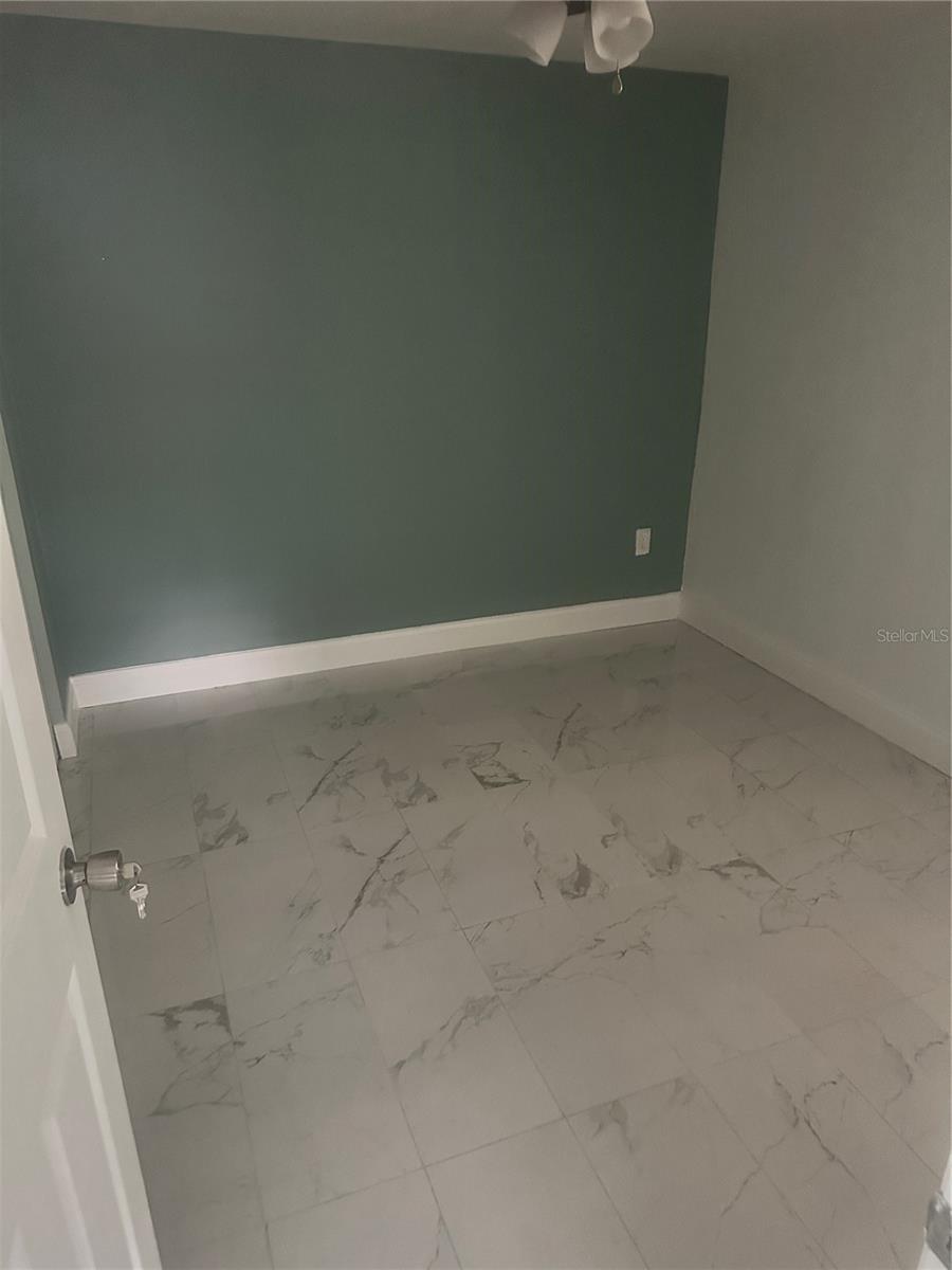 ZEPHYRHILLS COLONY CO - Residential Lease