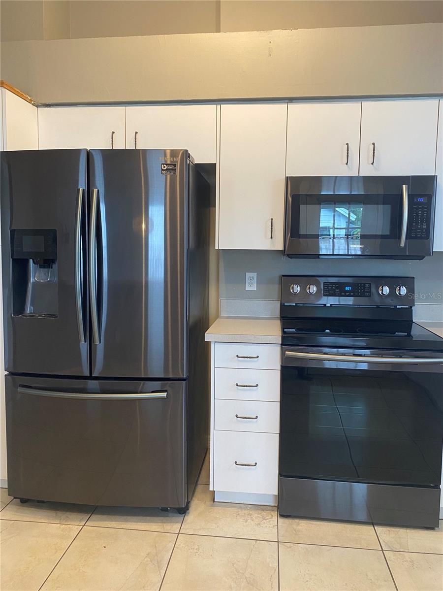 HUNTERS GREEN AREA - Residential Lease