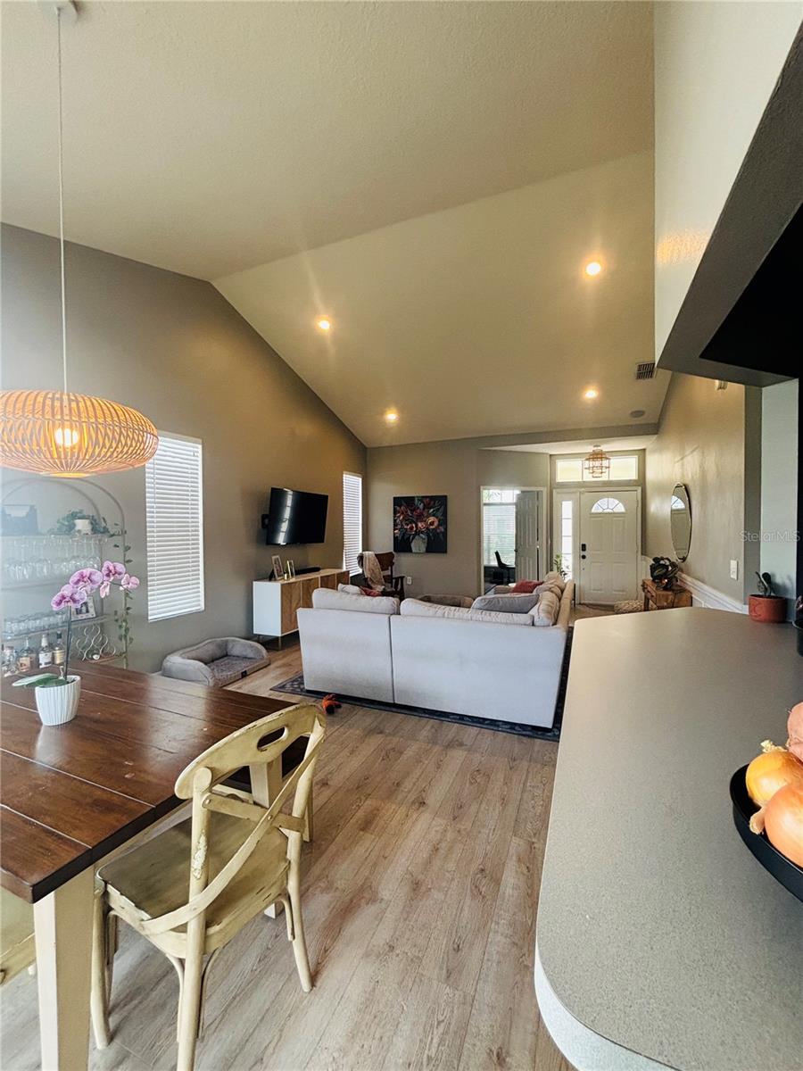 HUNTERS GREEN AREA - Residential Lease