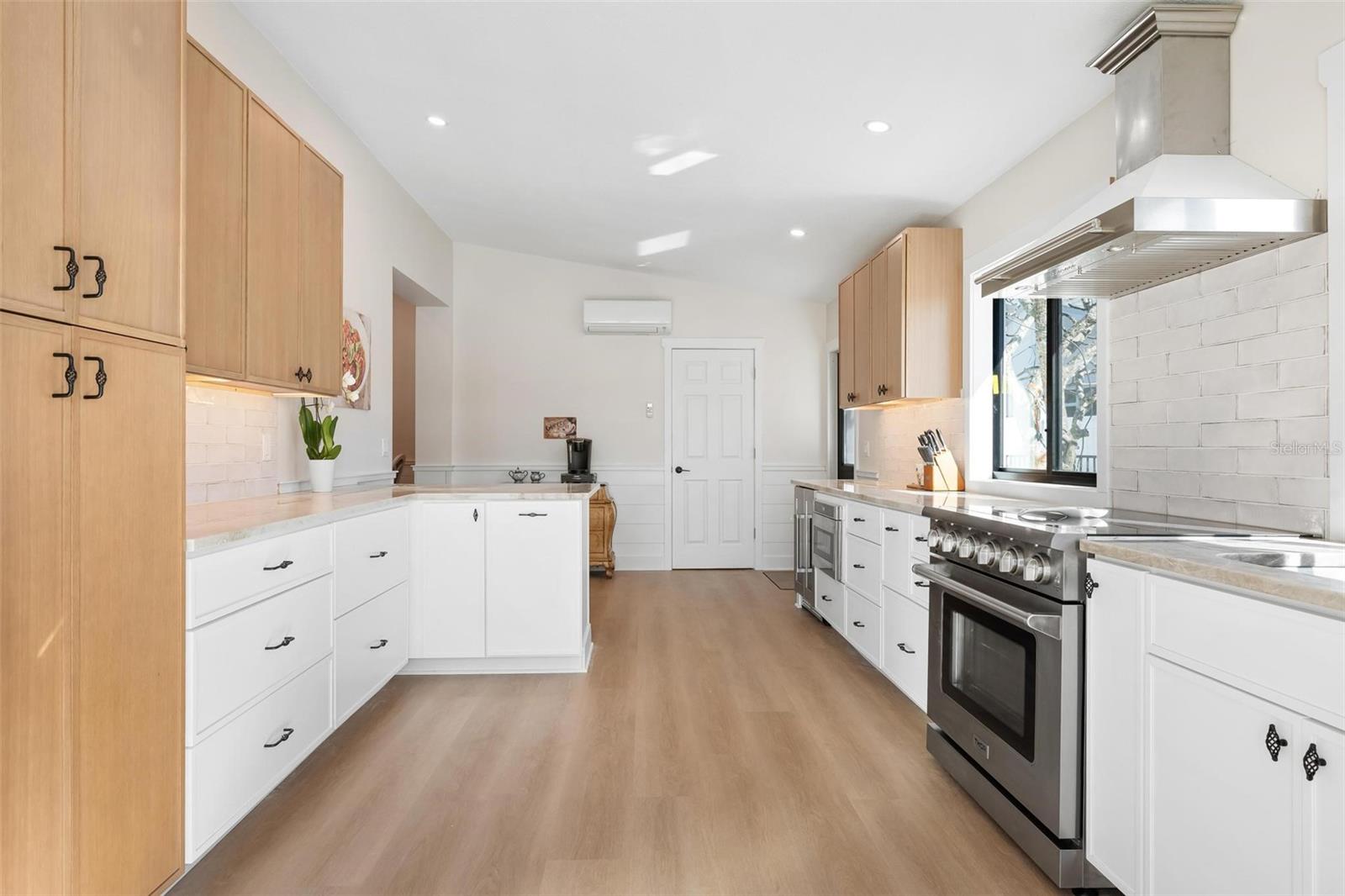 SUNRISE PARK - Residential