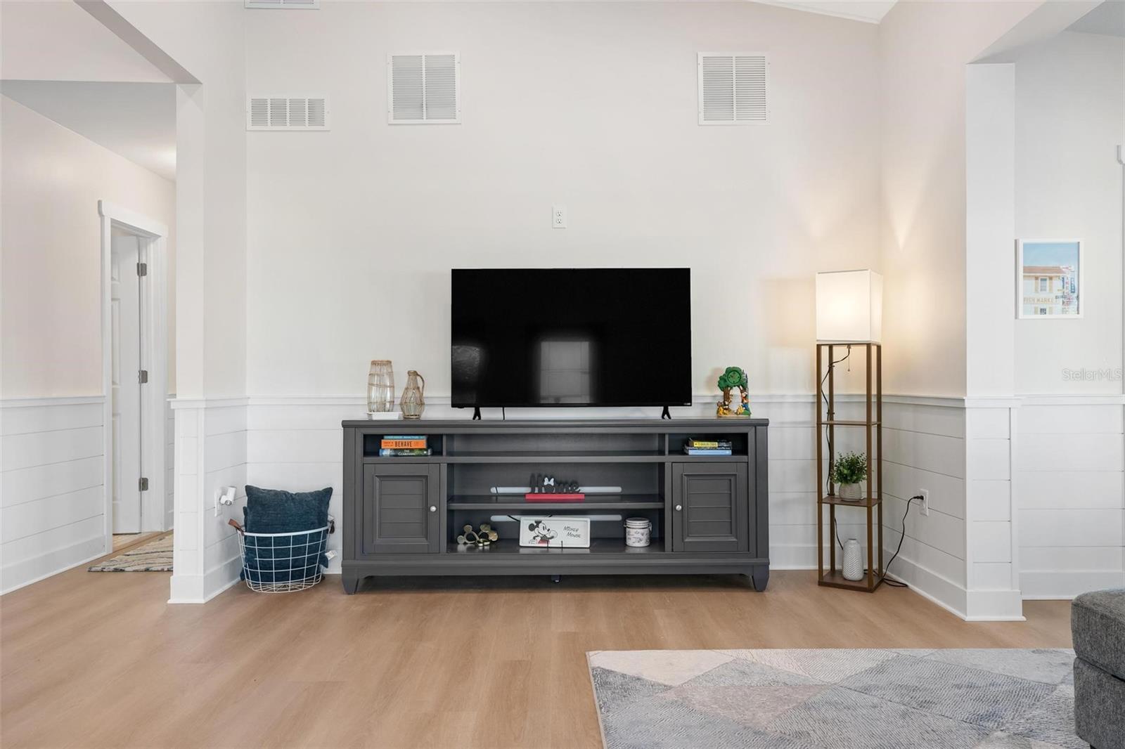 SUNRISE PARK - Residential