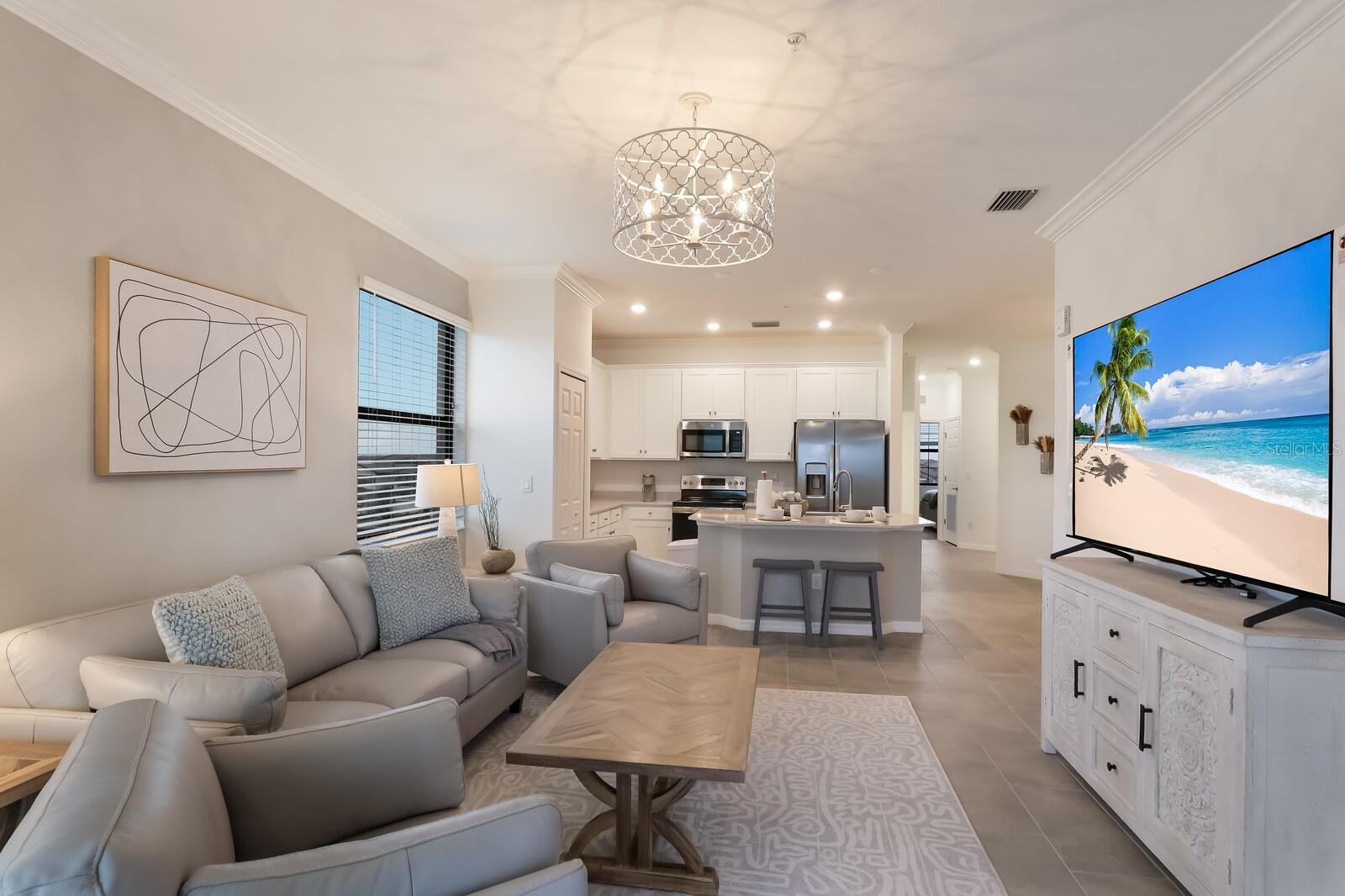 LAKEWOOD NATIONAL - Residential Lease