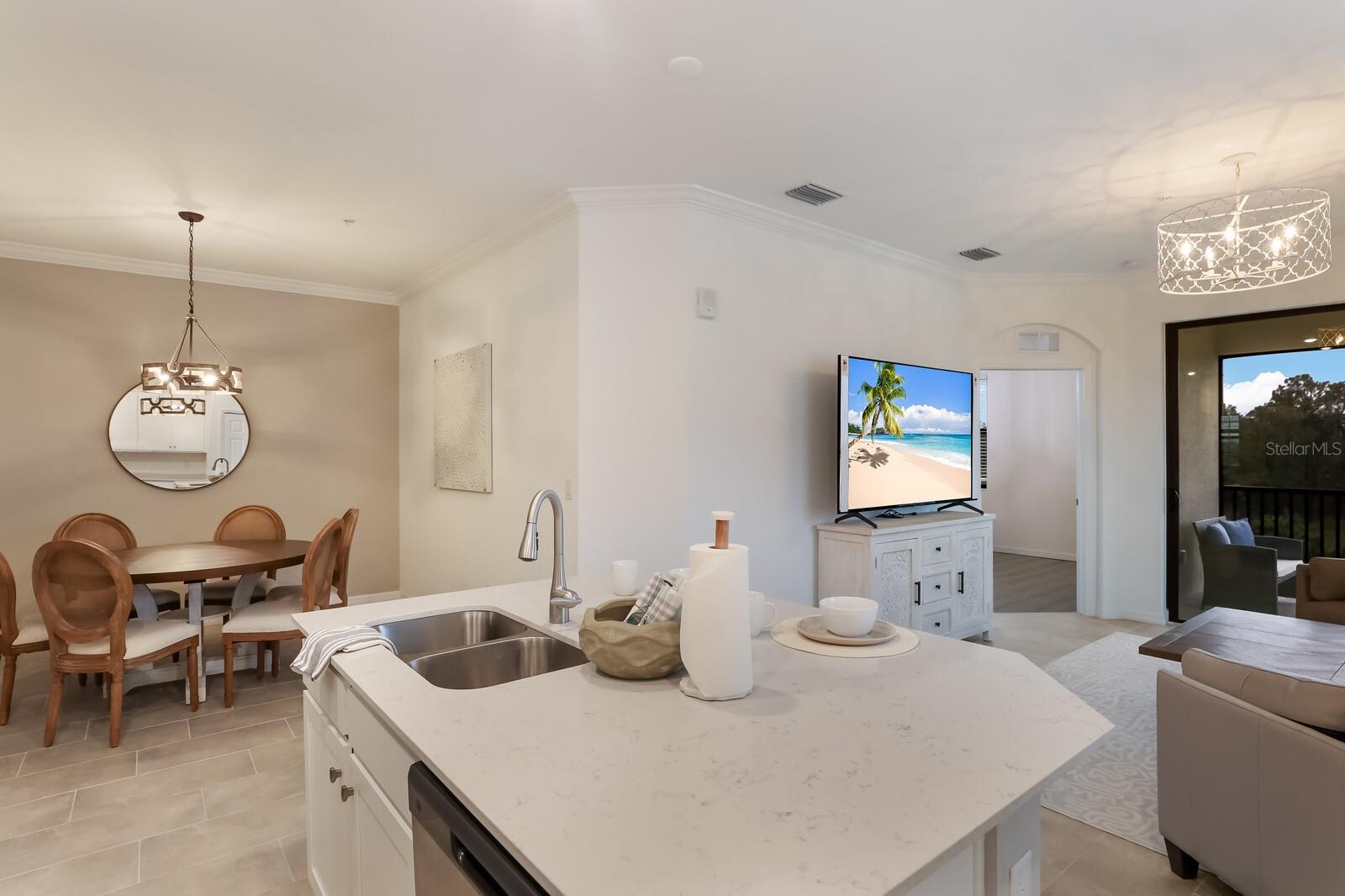 LAKEWOOD NATIONAL - Residential Lease