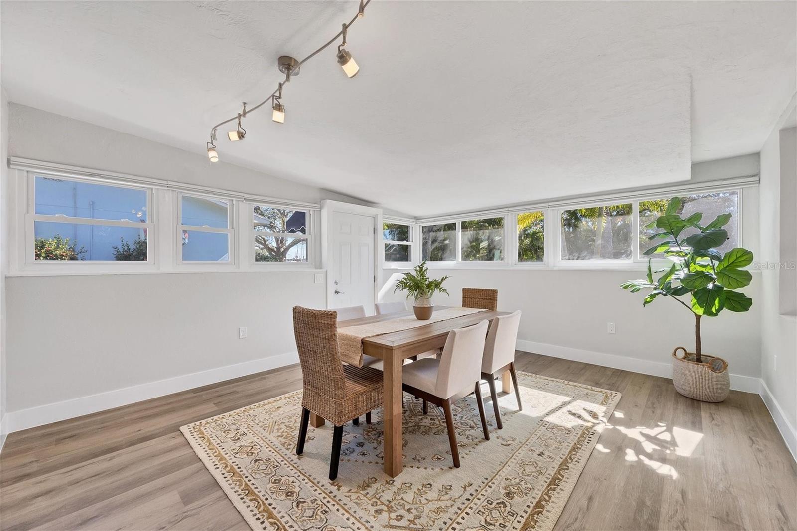 BAYWOOD SUB - Residential