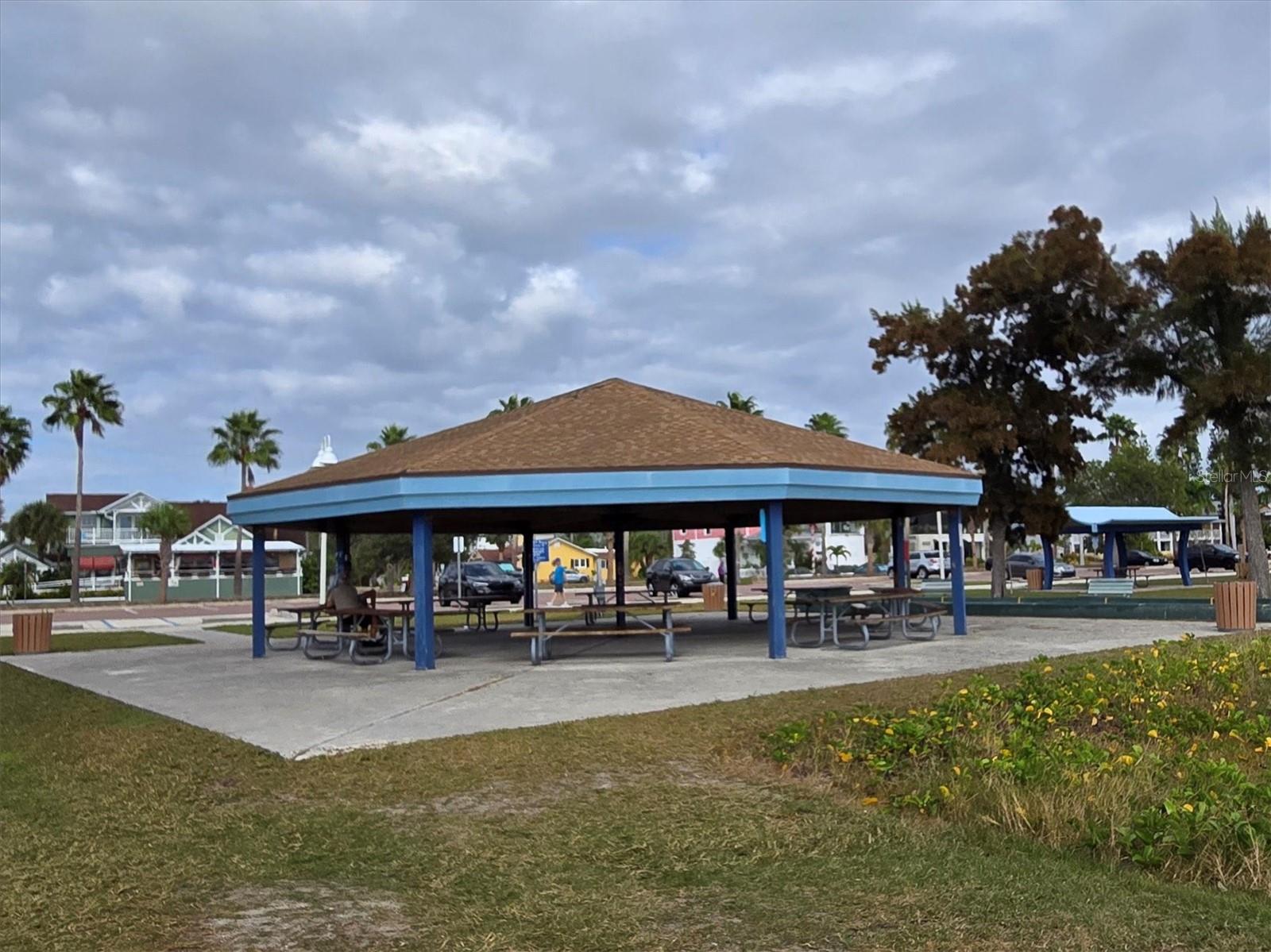 BAYWOOD SUB - Residential