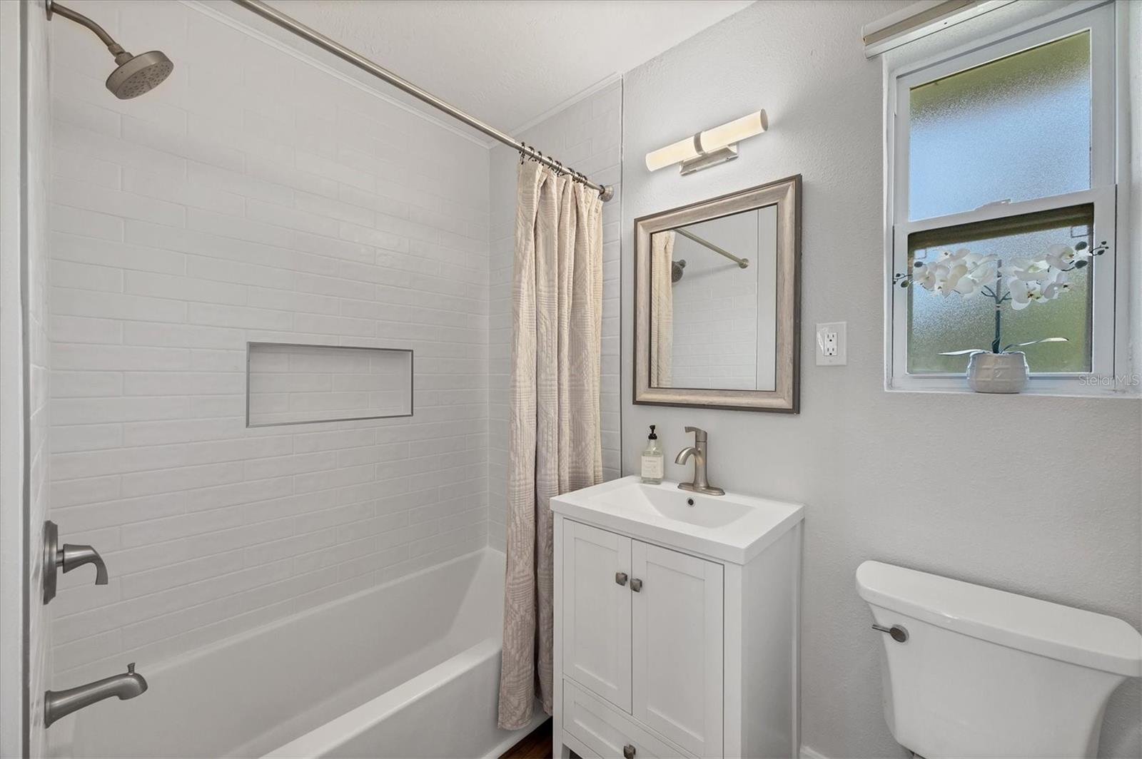 BAYWOOD SUB - Residential