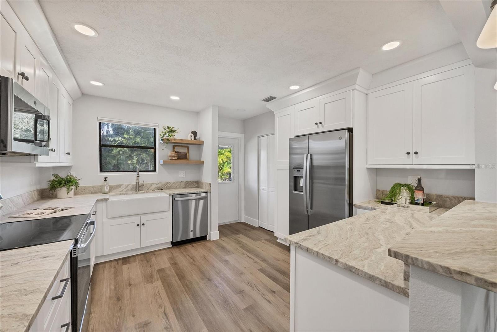 BAYWOOD SUB - Residential