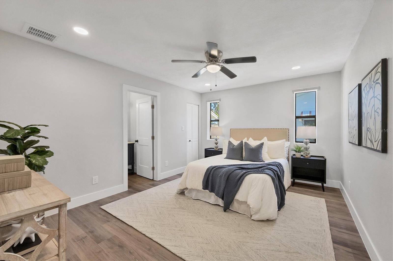 BAYWOOD SUB - Residential