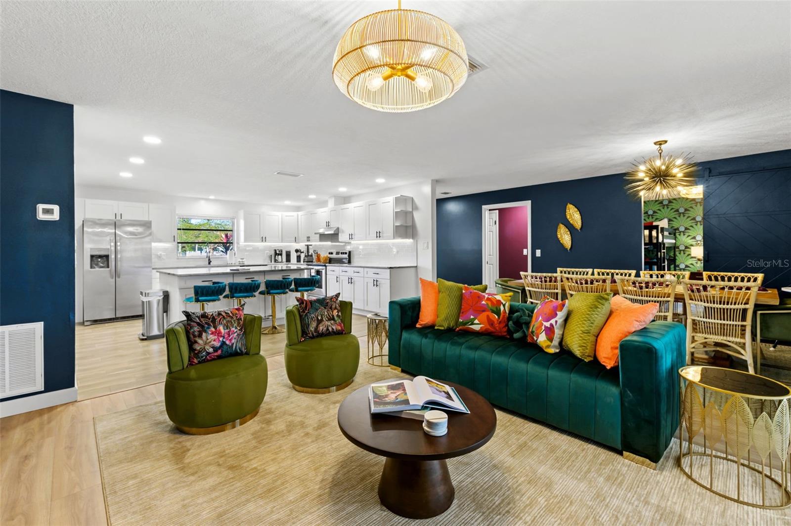 OAKHURST HILLS - Residential